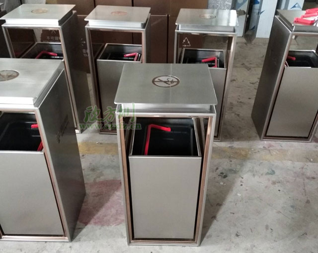 不銹鋼垃圾桶廠家滑軌式設(shè)計服務湖北國藥集團